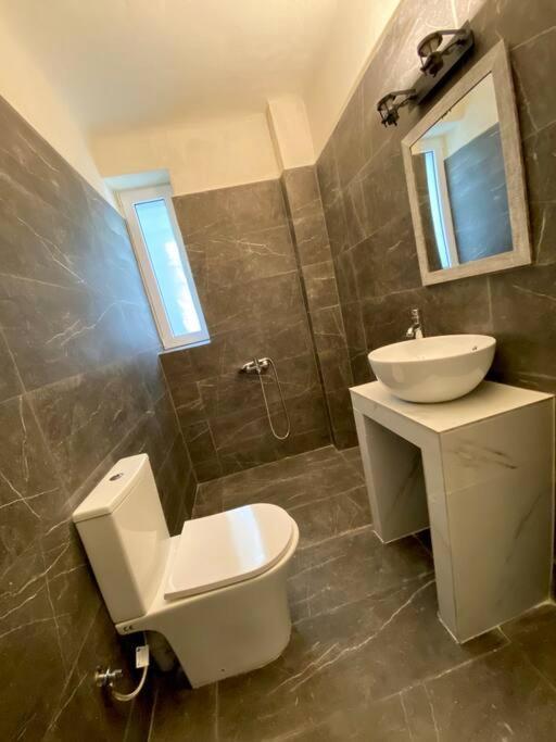 Amazon Spacious 3Bedroom Premium Neighbourhood Aten Exteriör bild